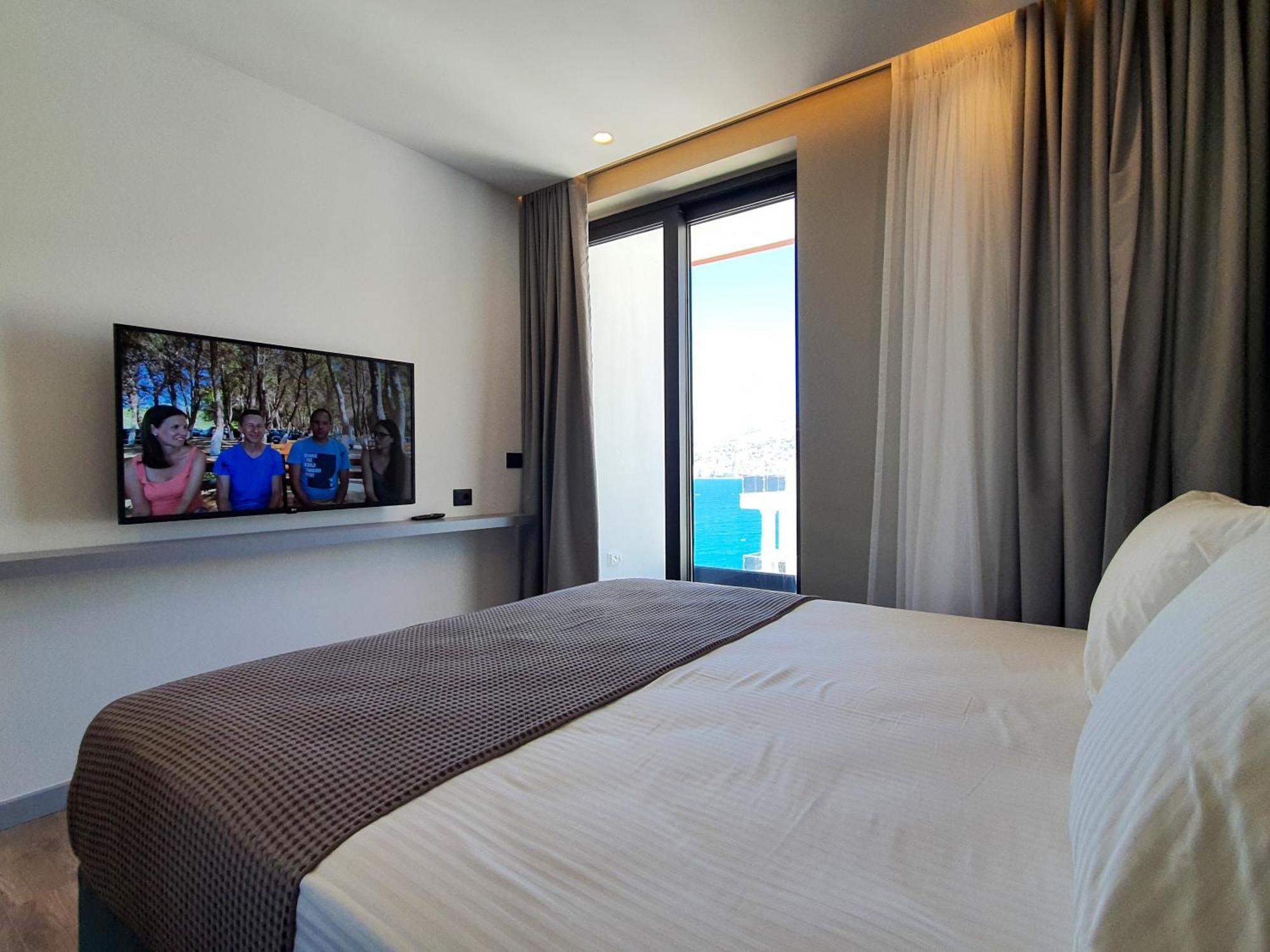 Lookout Apartments Sarande Room photo