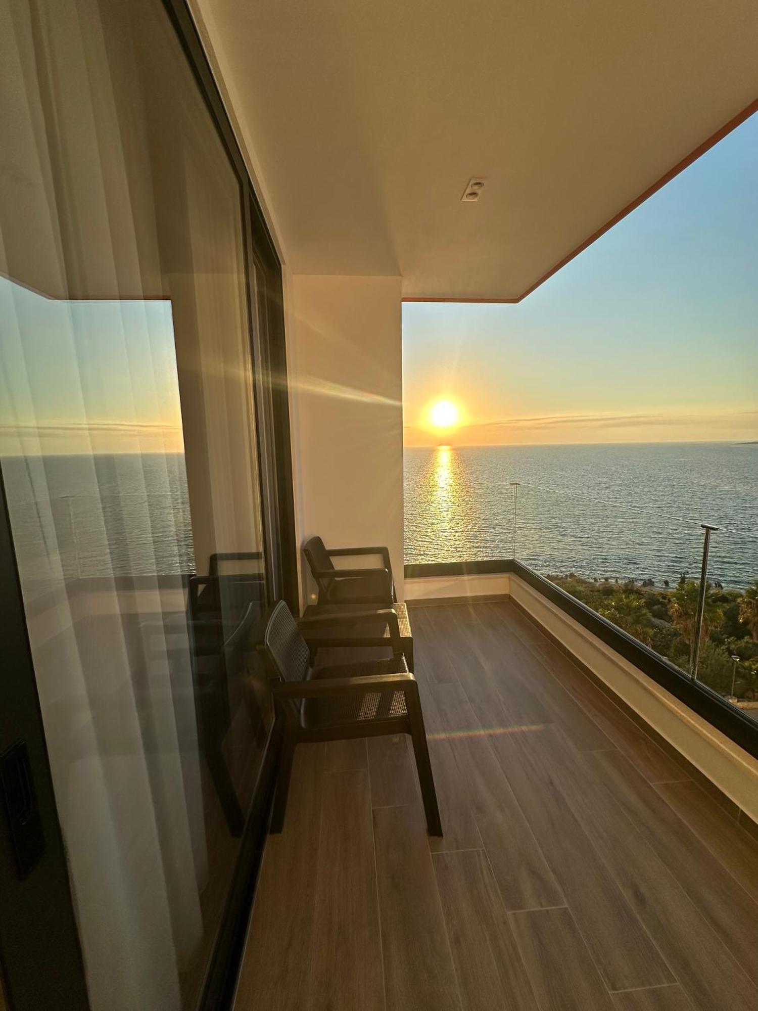 Lookout Apartments Sarande Exterior photo